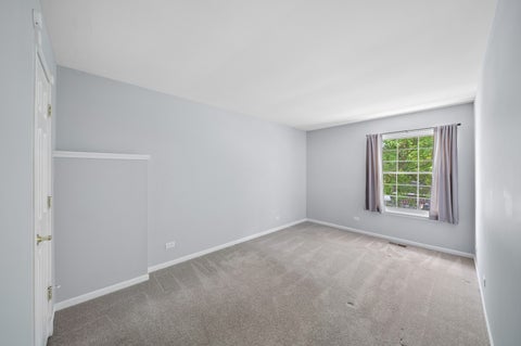 Tiny photo for 1303 Woodcutter Lane #C, Wheaton, IL 60189 (MLS # 12670619)