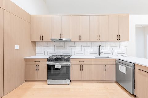 Tiny photo for 7930 S Kenwood Avenue, Chicago, IL 60619 (MLS # 12520617)