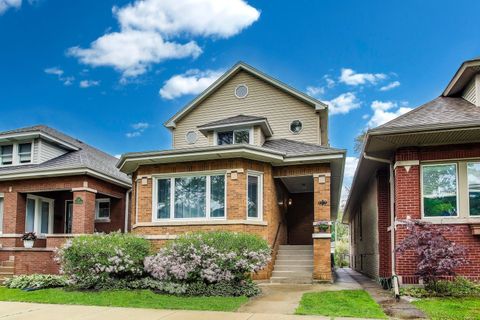 5319 W Cullom Avenue Chicago IL 60641