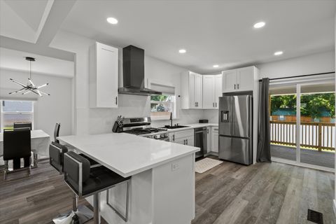 Tiny photo for 219 S Washington Street, Lockport, IL 60441 (MLS # 12425126)