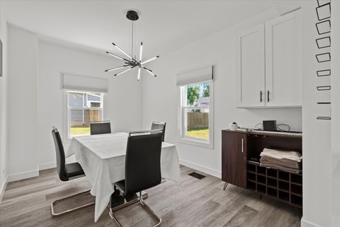 Tiny photo for 219 S Washington Street, Lockport, IL 60441 (MLS # 12425126)