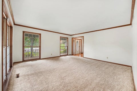 Tiny photo for 433 Brookshire Court, Valparaiso, IN 46385 (MLS # 12763514)