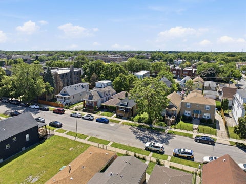 Tiny photo for 7814 S Drexel Avenue, Chicago, IL 60619 (MLS # 12679161)