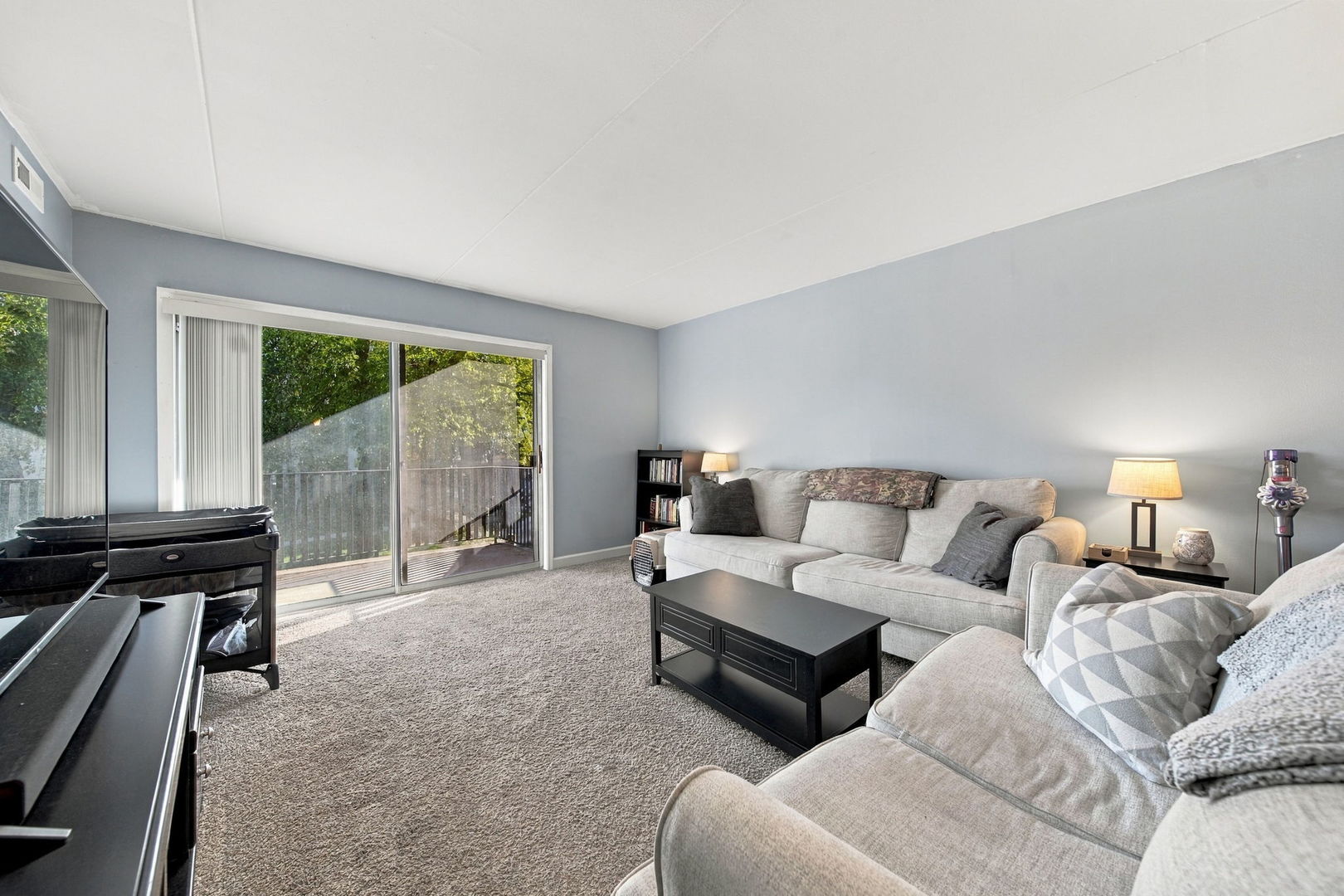 5225 James Lane 1405