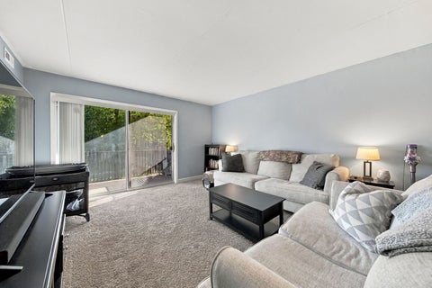 Tiny photo for 5225 James Lane #1405, Crestwood, IL 60418 (MLS # 12793358)
