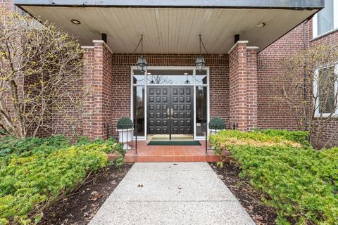 1290 N Western Avenue 301 Lake Forest IL 60045