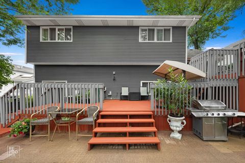 Tiny photo for 402 Stephen Street, Lemont, IL 60439 (MLS # 12586705)