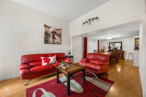 Tiny photo for 402 Stephen Street, Lemont, IL 60439 (MLS # 12586705)