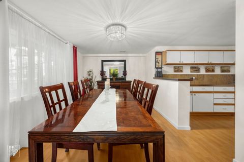 Tiny photo for 402 Stephen Street, Lemont, IL 60439 (MLS # 12586705)