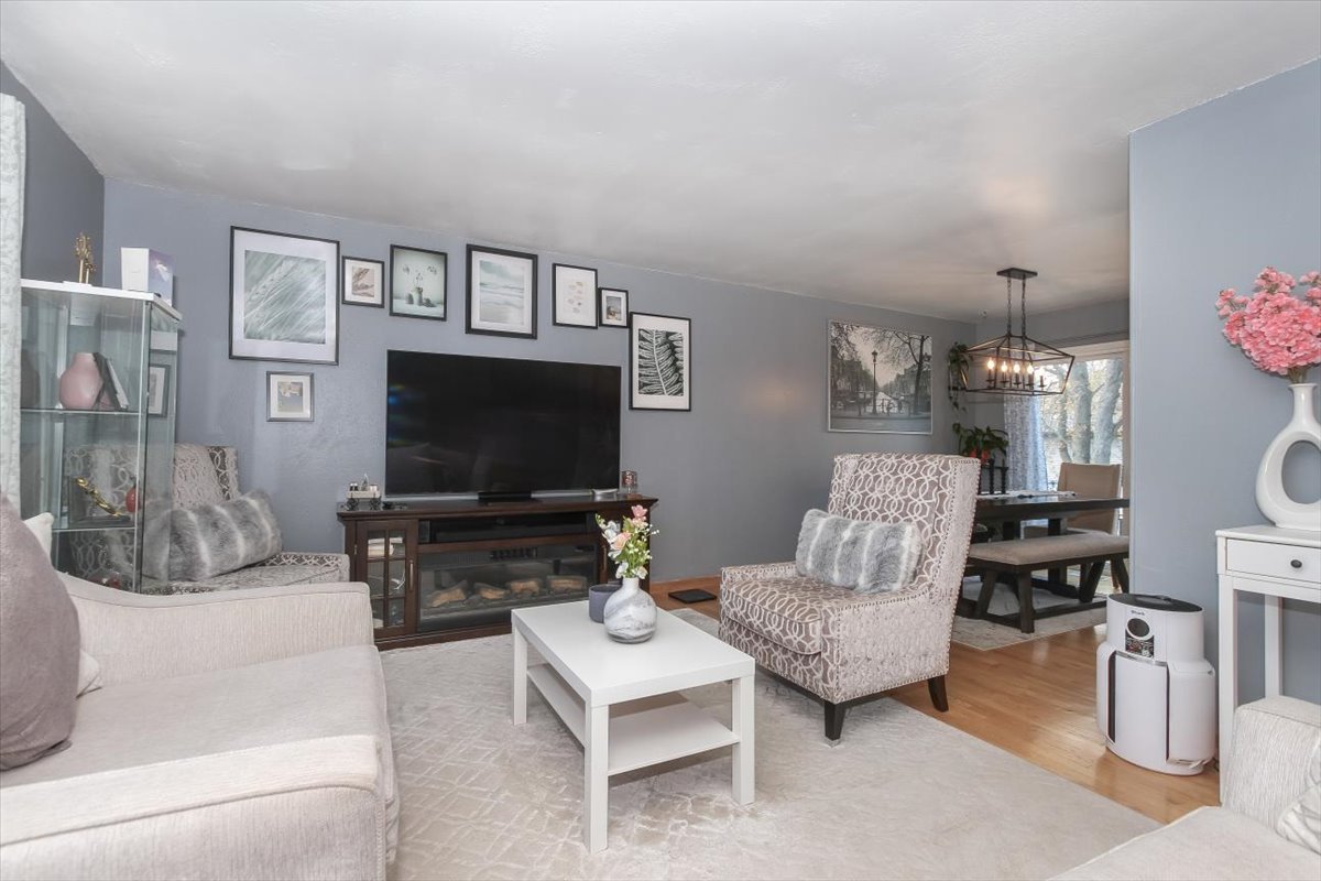 3870 Windjammer Lane