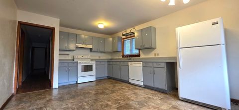 Tiny photo for 1722 Oakwood Avenue, DeKalb, IL 60115 (MLS # 12520805)