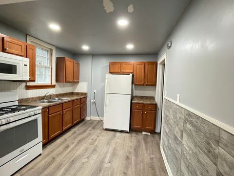 Tiny photo for 850 N Jackson Street, Waukegan, IL 60085 (MLS # 12522258)