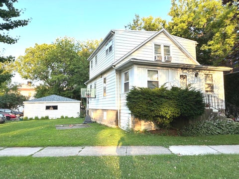 Photo of 8063 N Elmwood Street, Skokie, IL 60077 (MLS # 12722490)