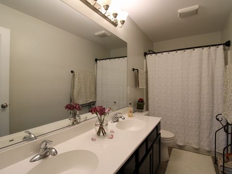 Tiny photo for 120 Melrose Court, South Elgin, IL 60177 (MLS # 12483611)