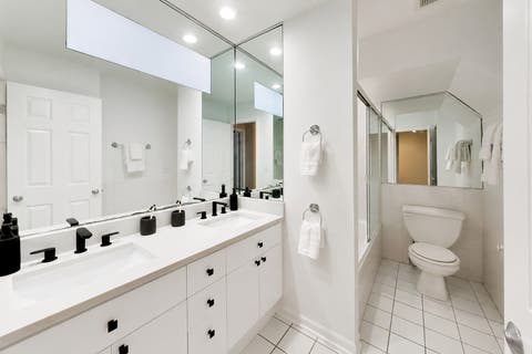 Tiny photo for 2545 N Racine Avenue #1, Chicago, IL 60614 (MLS # 12722830)