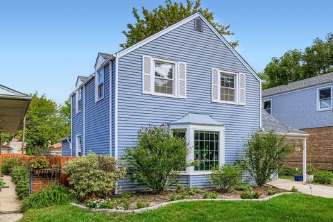 Photo of 5346 Suffield Terrace, Skokie, IL 60077 (MLS # 12479341)