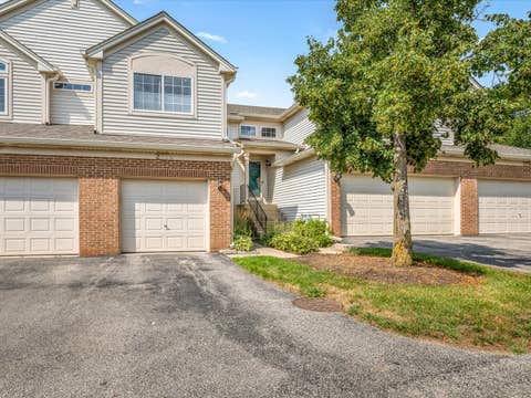 Tiny photo for 277 Nicole Drive #D, South Elgin, IL 60177 (MLS # 12731760)