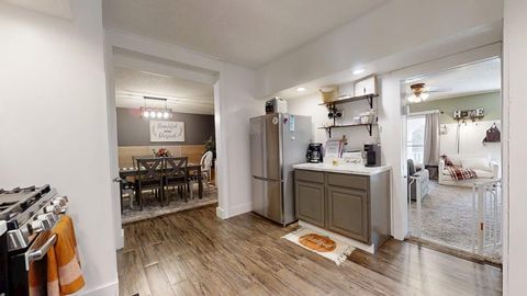 Tiny photo for 455 E Washington Street, Arcola, IL 61910 (MLS # 12487587)