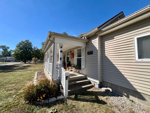 Tiny photo for 455 E Washington Street, Arcola, IL 61910 (MLS # 12487587)