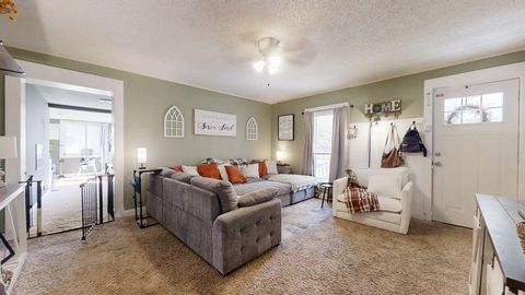 Tiny photo for 455 E Washington Street, Arcola, IL 61910 (MLS # 12487587)