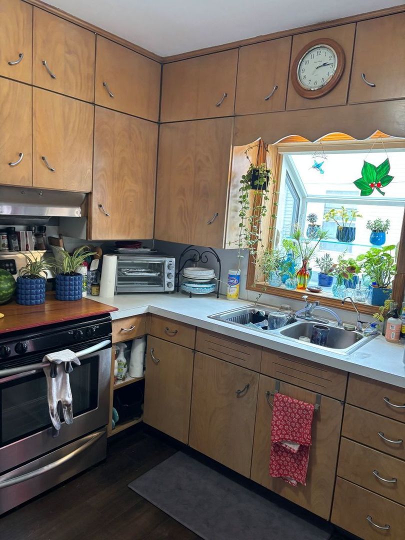 623 S 2nd Street