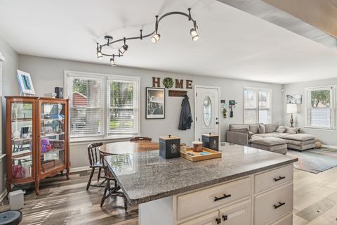 Tiny photo for 9258 S Albany Avenue, Evergreen Park, IL 60805 (MLS # 12427844)