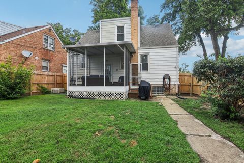 Tiny photo for 9258 S Albany Avenue, Evergreen Park, IL 60805 (MLS # 12427844)