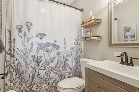 Tiny photo for 9258 S Albany Avenue, Evergreen Park, IL 60805 (MLS # 12427844)