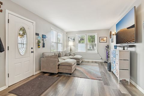 Tiny photo for 9258 S Albany Avenue, Evergreen Park, IL 60805 (MLS # 12427844)