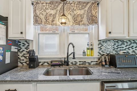 Tiny photo for 9258 S Albany Avenue, Evergreen Park, IL 60805 (MLS # 12427844)