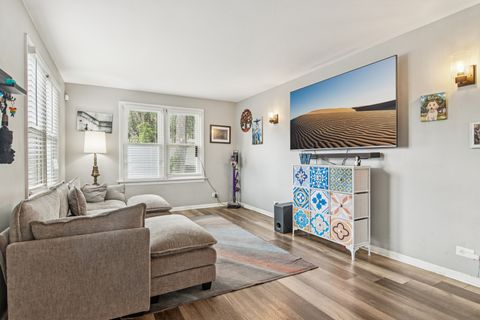 Tiny photo for 9258 S Albany Avenue, Evergreen Park, IL 60805 (MLS # 12427844)