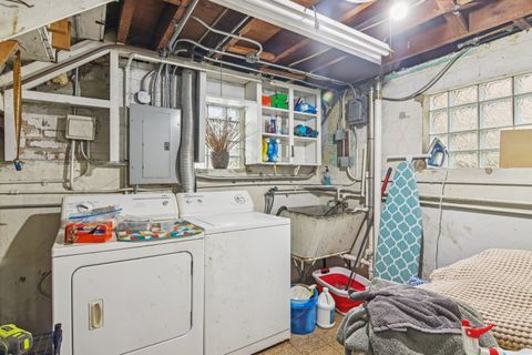 Tiny photo for 9258 S Albany Avenue, Evergreen Park, IL 60805 (MLS # 12427844)