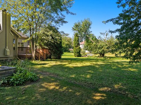 Tiny photo for 113 Andresen Court, DeKalb, IL 60115 (MLS # 12489050)