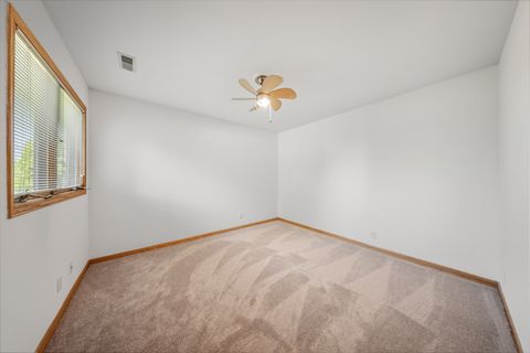 Tiny photo for 113 Andresen Court, DeKalb, IL 60115 (MLS # 12489050)