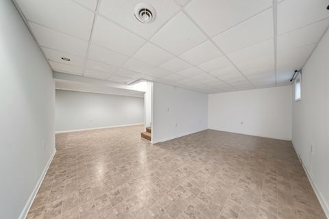 Tiny photo for 113 Andresen Court, DeKalb, IL 60115 (MLS # 12489050)