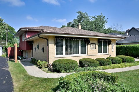 Tiny photo for 1031 S Belmont Avenue, Arlington Heights, IL 60005 (MLS # 12737585)