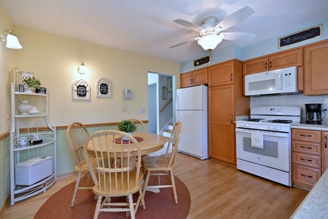Tiny photo for 1031 S Belmont Avenue, Arlington Heights, IL 60005 (MLS # 12737585)