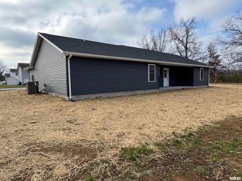 Tiny photo for 102 TOWNHOUSE Drive, Cambria, IL 62915 (MLS # EB460745)