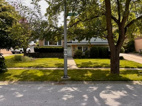 Photo of Tinley Park, IL 60477 (MLS # 12682013)