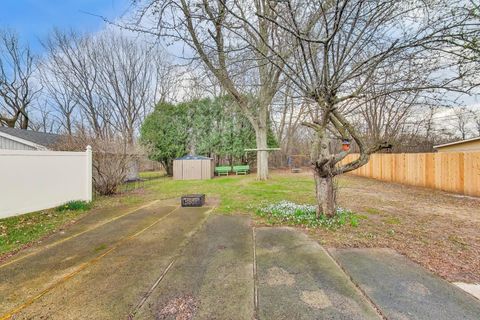 Tiny photo for 239 Maplewood Drive, Antioch, IL 60002 (MLS # 12612330)