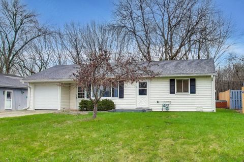 239 Maplewood Drive Antioch IL 60002