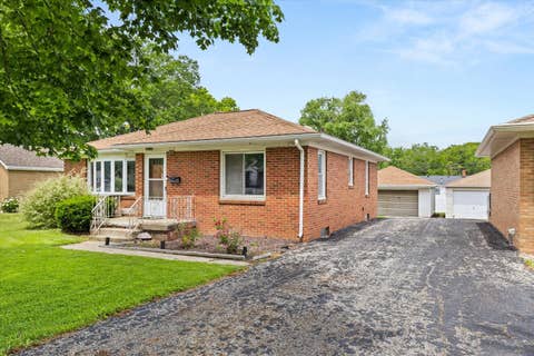 Tiny photo for 502 Boys Street, Streator, IL 61364 (MLS # 12665382)