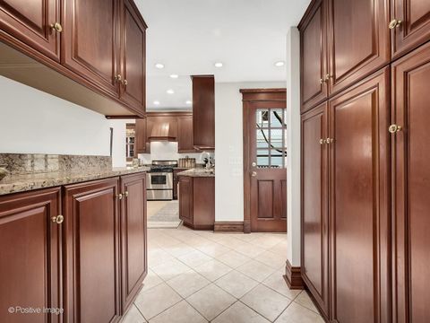 Tiny photo for 112 S WAIOLA Avenue, La Grange, IL 60525 (MLS # 12579439)