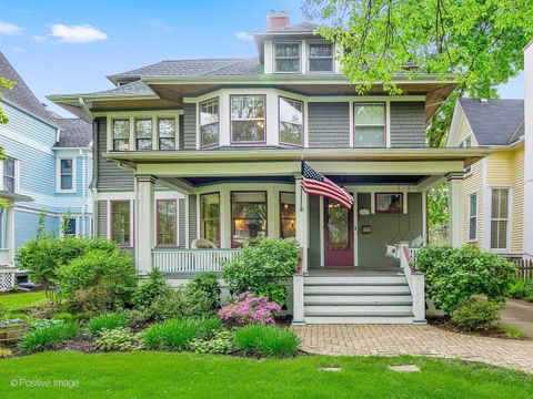 Tiny photo for 112 S WAIOLA Avenue, La Grange, IL 60525 (MLS # 12579439)