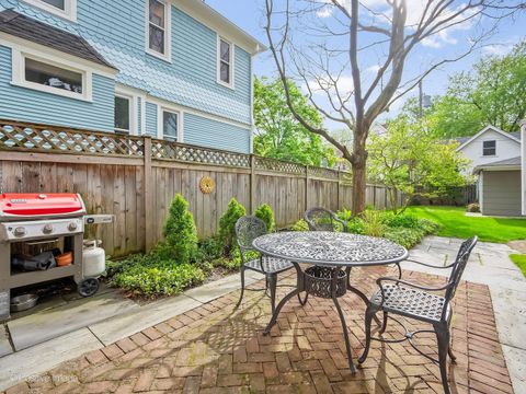 Tiny photo for 112 S WAIOLA Avenue, La Grange, IL 60525 (MLS # 12579439)