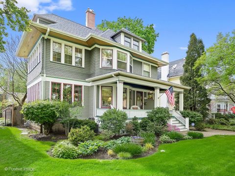 Tiny photo for 112 S WAIOLA Avenue, La Grange, IL 60525 (MLS # 12579439)