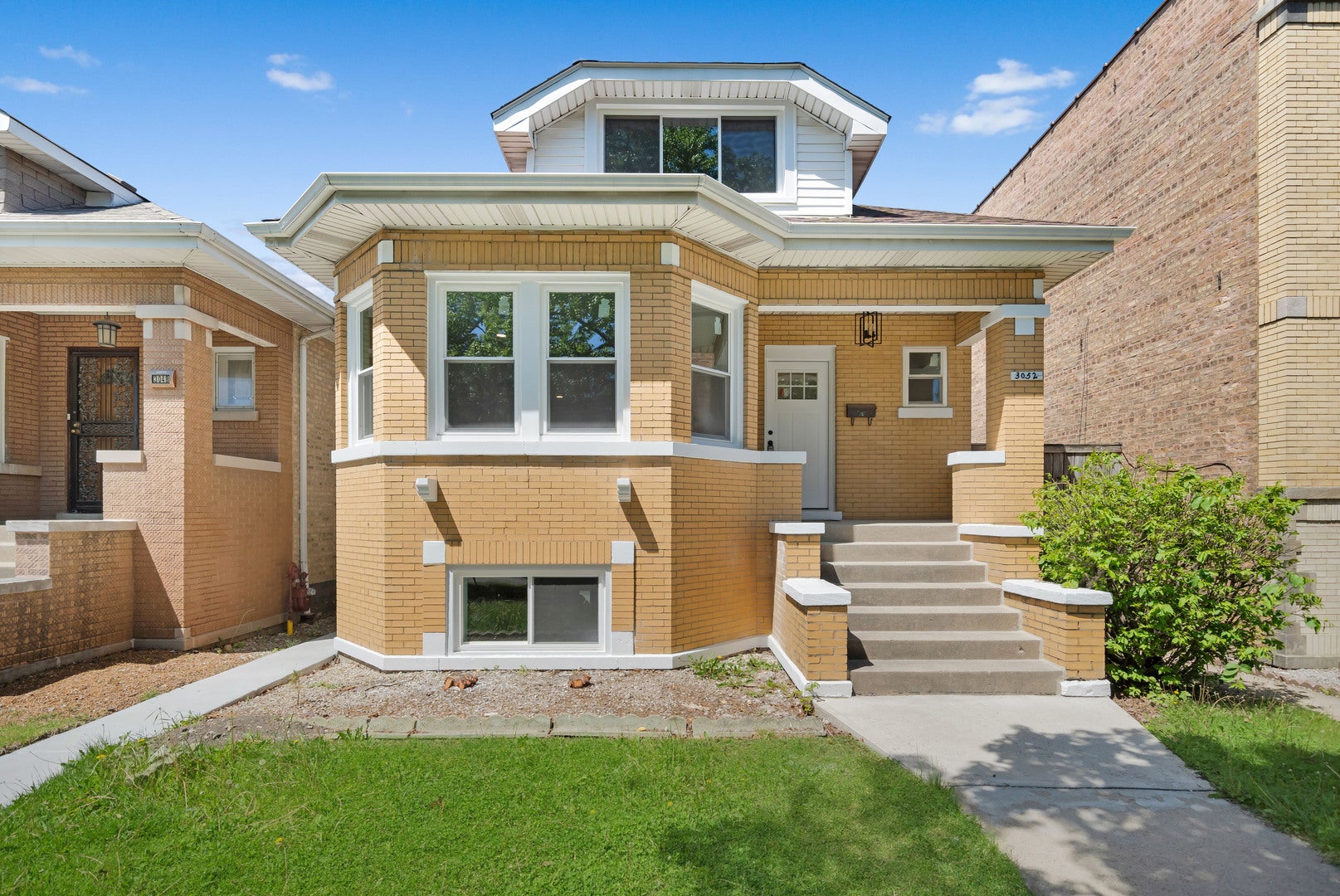 3052 N Major Avenue