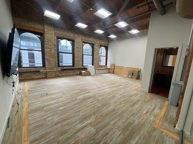 368 W Huron Street 4S