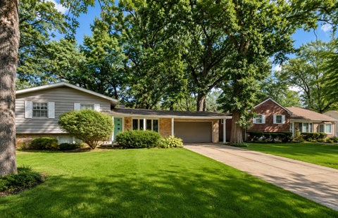 Photo of 49 Briarcliff Road, Montgomery, IL 60538 (MLS # 12774579)