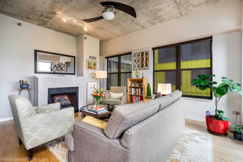 Tiny photo for 1122 W Catalpa Avenue #603, Chicago, IL 60640 (MLS # 12638721)
